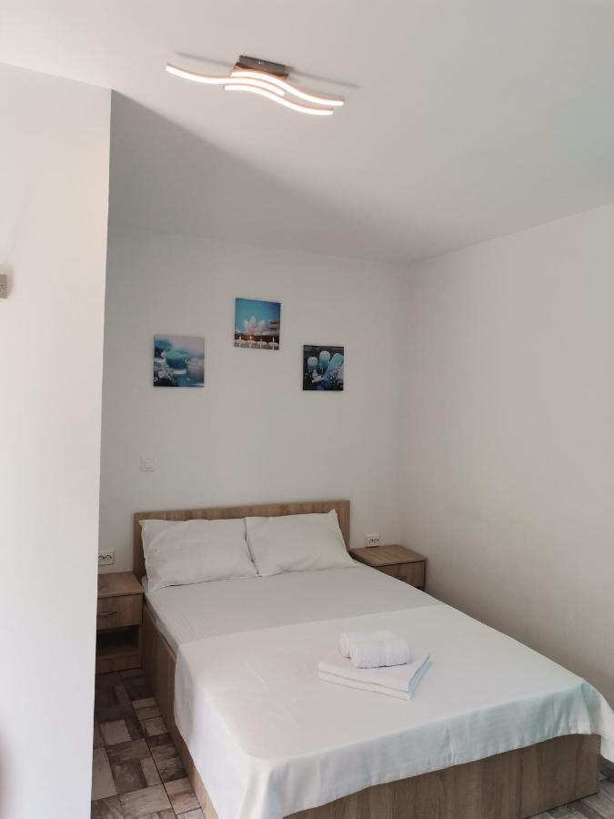 Casa Andrei A Hotel Corbu  Buitenkant foto